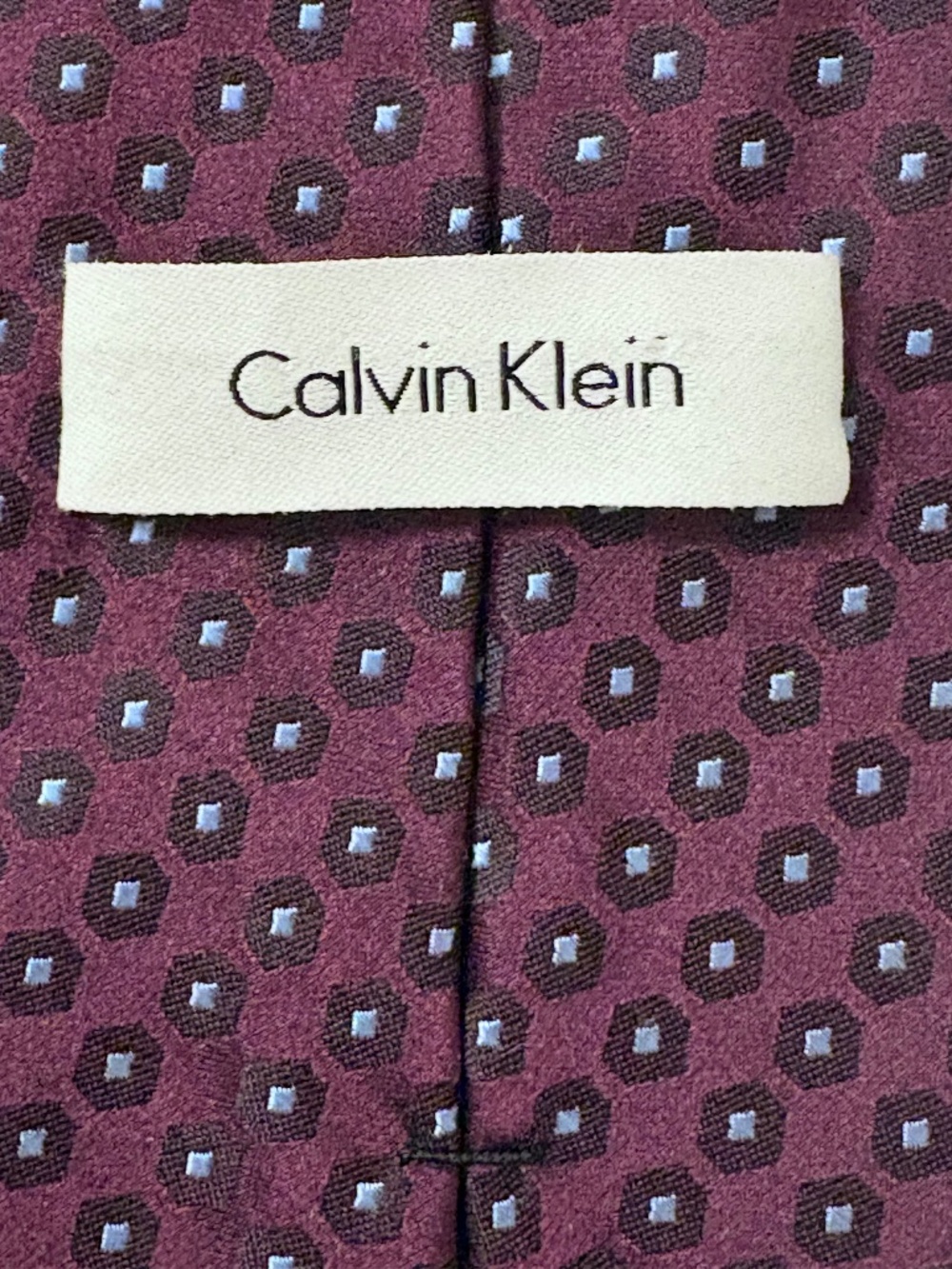 Calvin Klein Burgundy Silk Necktie Classic 3.5” Geometric Dotted Print Tie